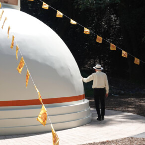 Heart Wisdom with Jack Kornfield – Ep. 327 – Spirit Rock’s New Stupa: Community, Courage, and the Awakened Heart